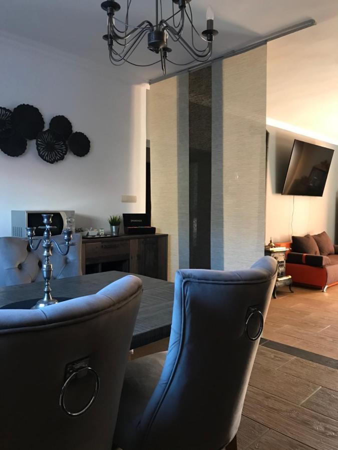 Eden Apartman Algyo Exterior foto